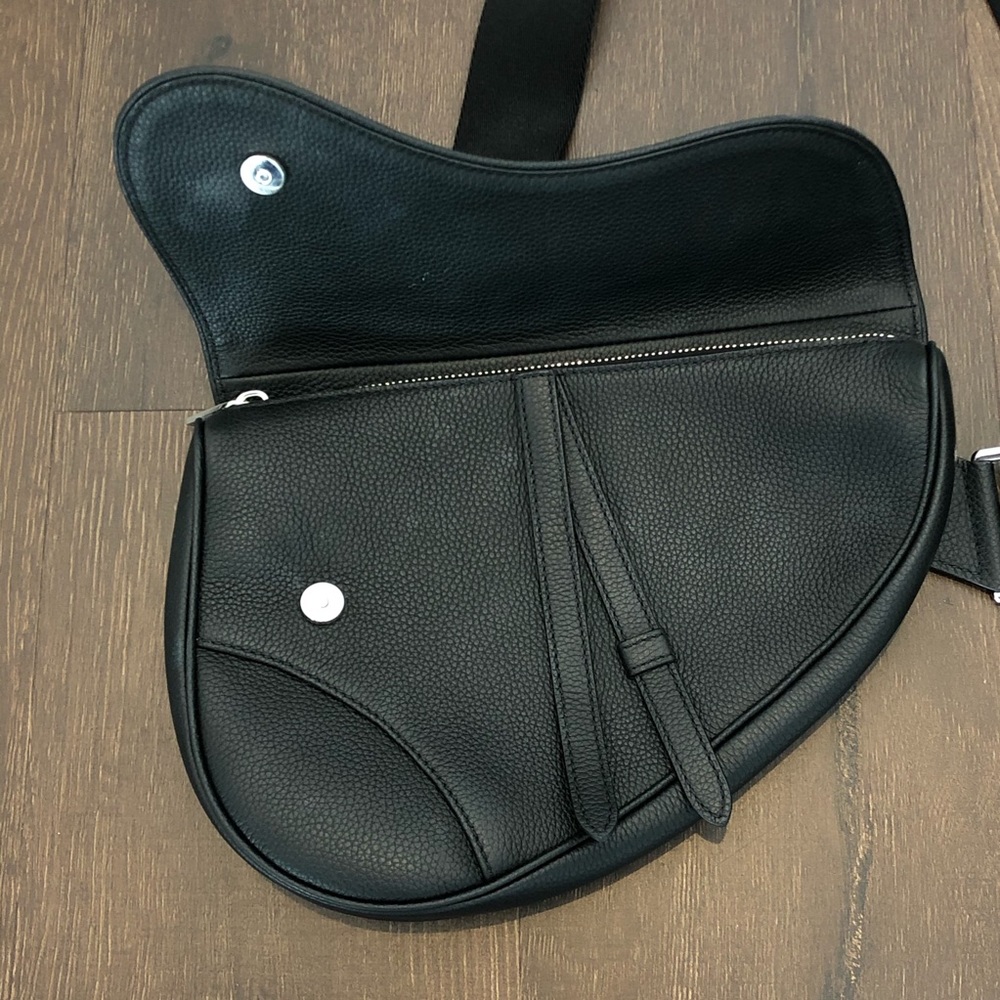 Christian Dior Crossbody Men’s Unisex bag - Picture 4 of 7